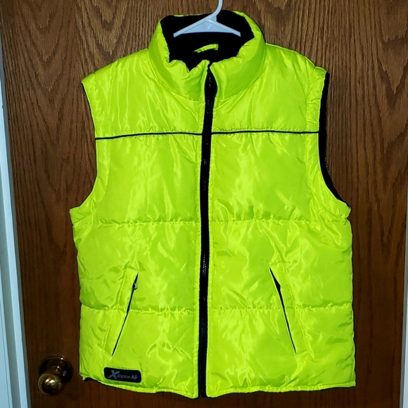 Xtreme Air Down Winter Vest - Picture 1 of 4